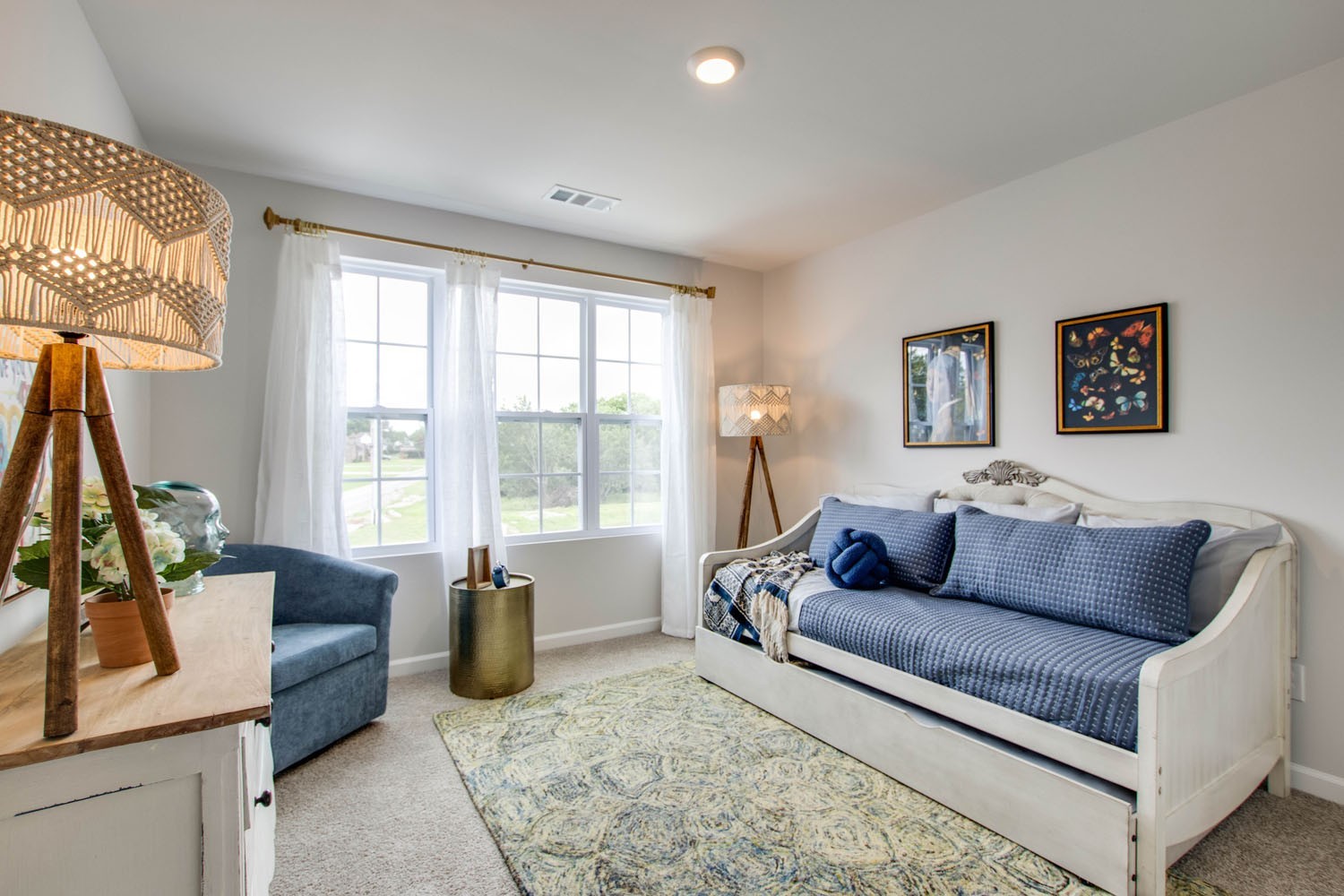 Listing photo id 9 for 10060 Carver Drive
