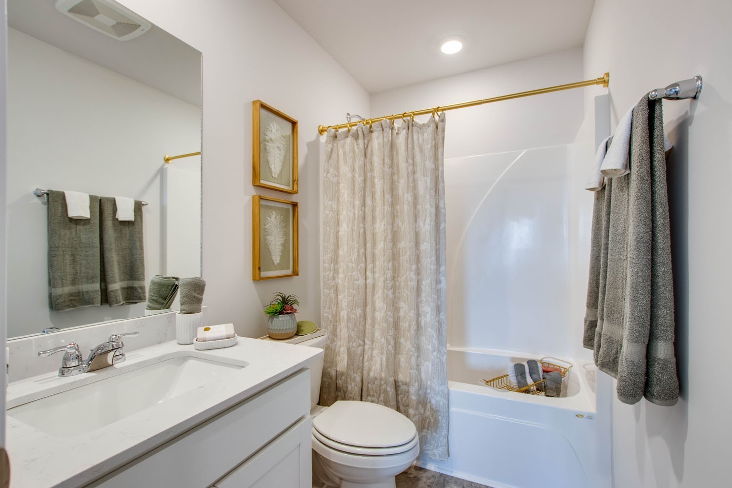 Listing photo id 10 for 10060 Carver Drive