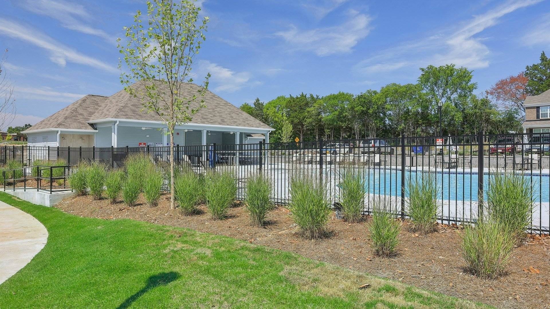 Listing photo id 12 for 10060 Carver Drive
