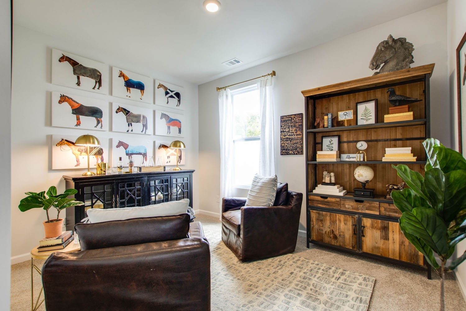 Listing photo id 5 for 10060 Carver Drive
