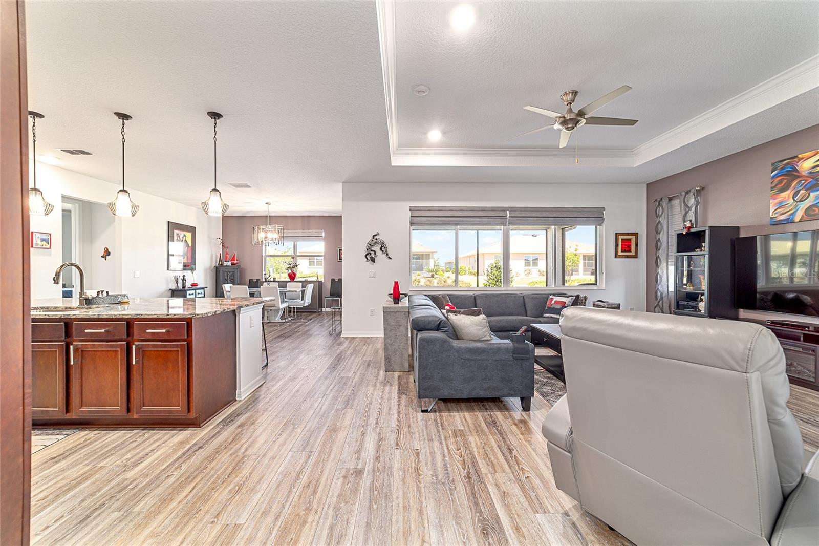 Image 10 of 72 For 8820 104th Circle