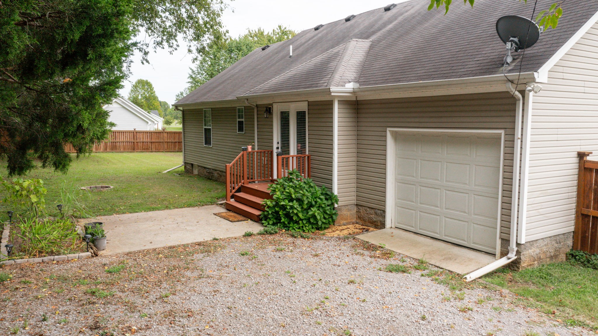 Image 24 of 54 For 7460 Maltese Drive