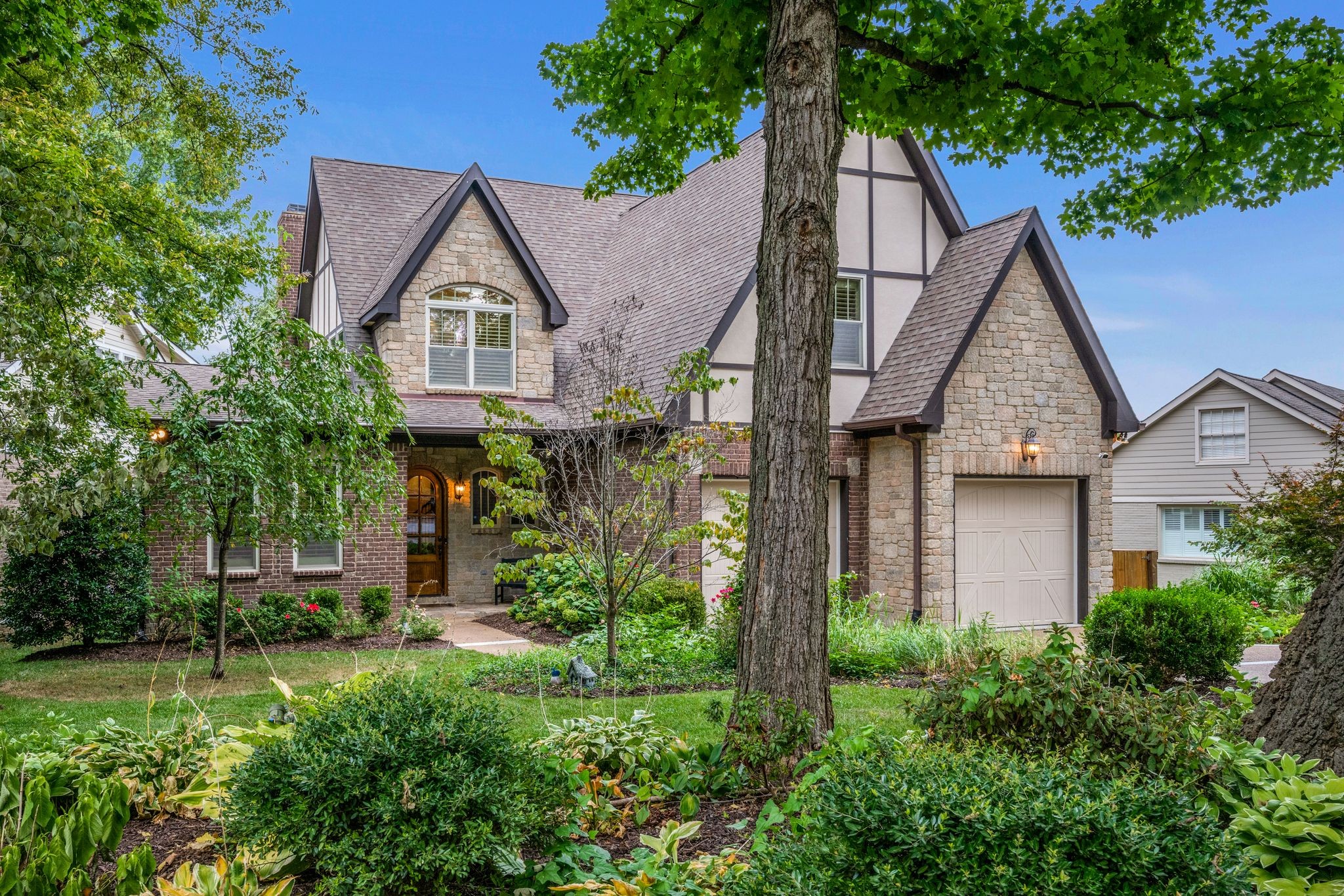 Image 3 of 32 For 3288 Maidencane Drive