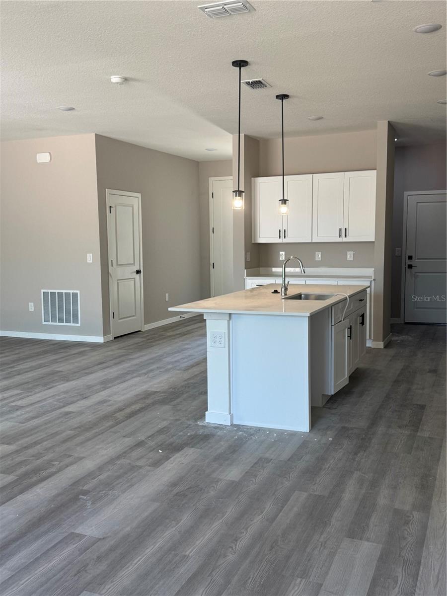 Image 4 of 24 For 11537 59th Terrace