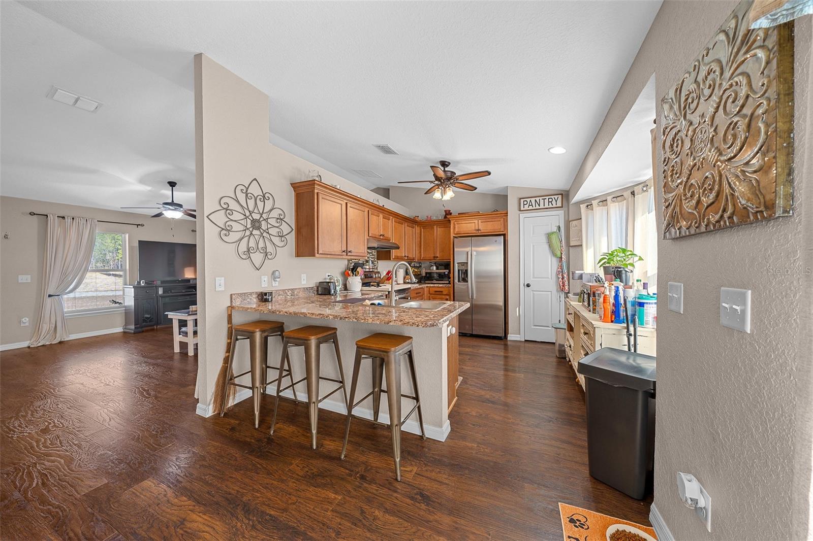 Image 16 of 25 For 648 Marguerita Drive