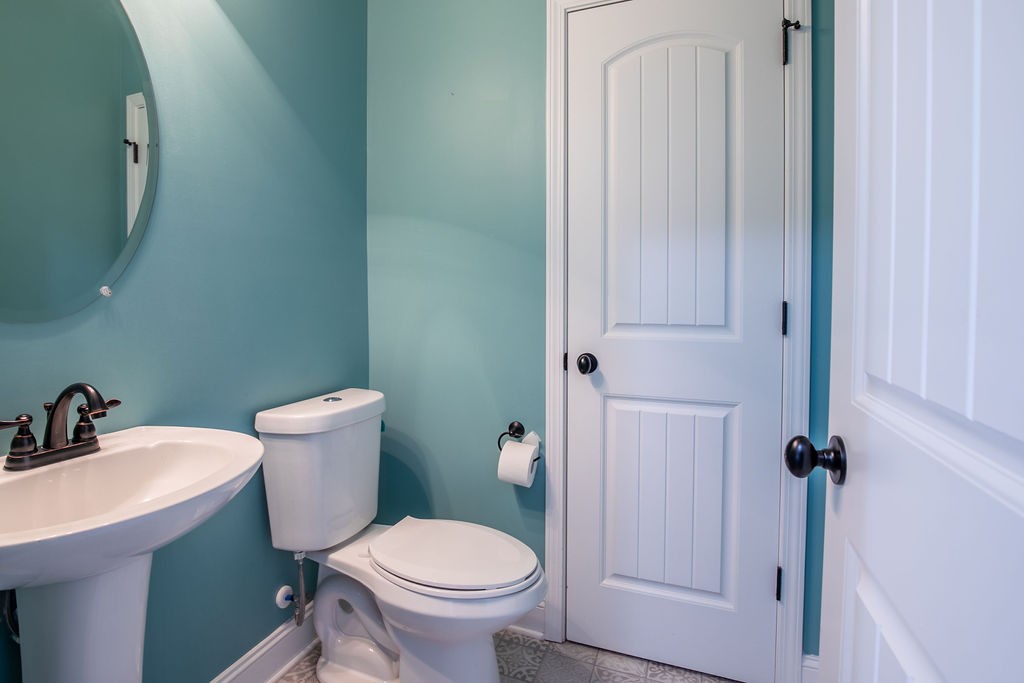 Image 14 of 67 For 9566 90th Street