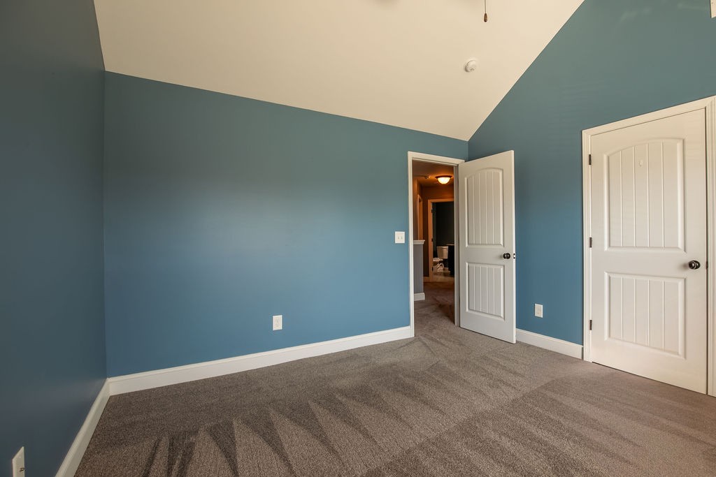 Image 38 of 67 For 9566 90th Street