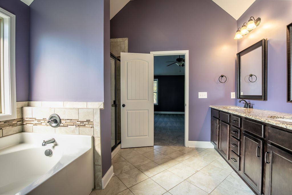 Image 45 of 67 For 9566 90th Street