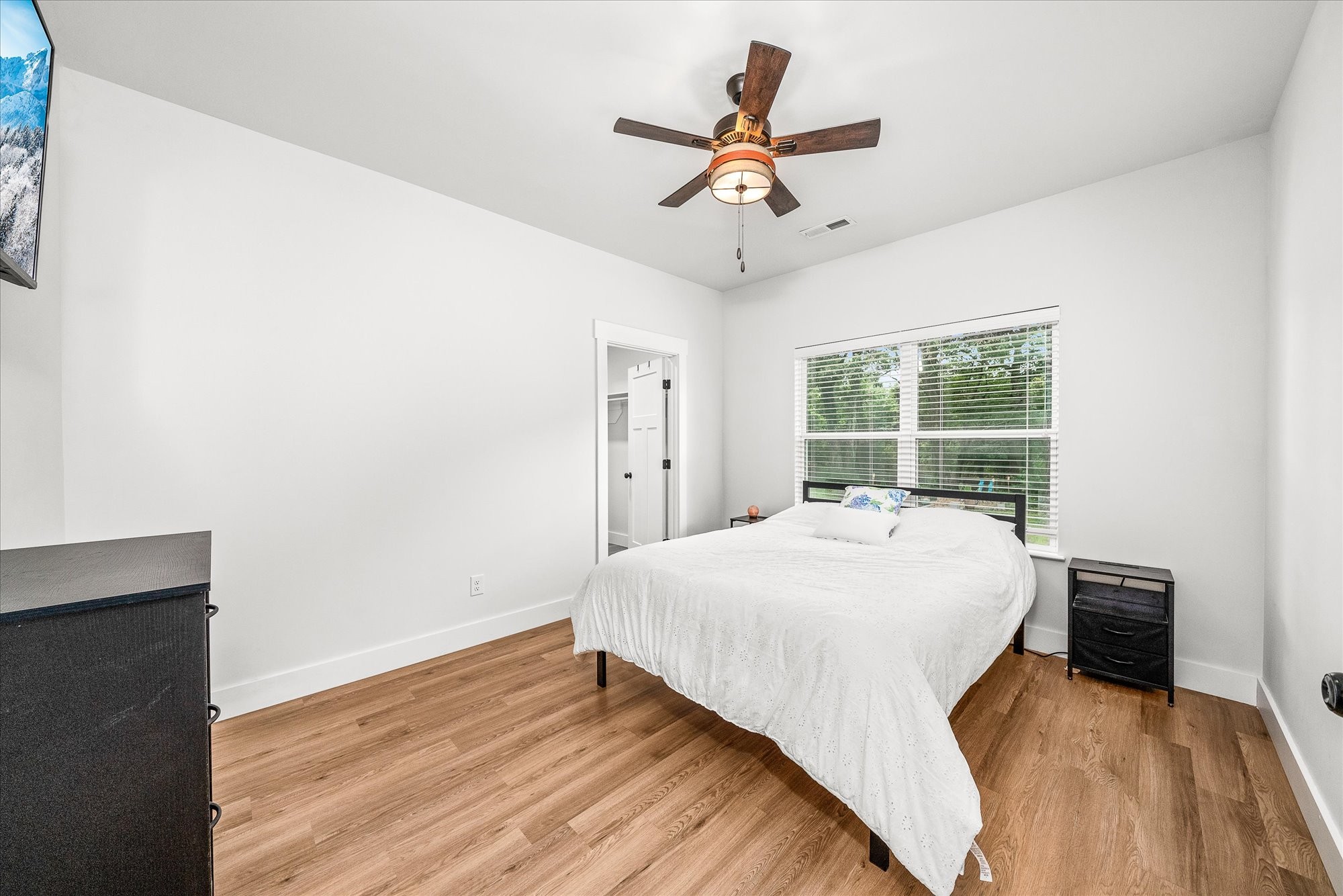 Image 11 of 11 For 1858 Lake Weir Avenue
