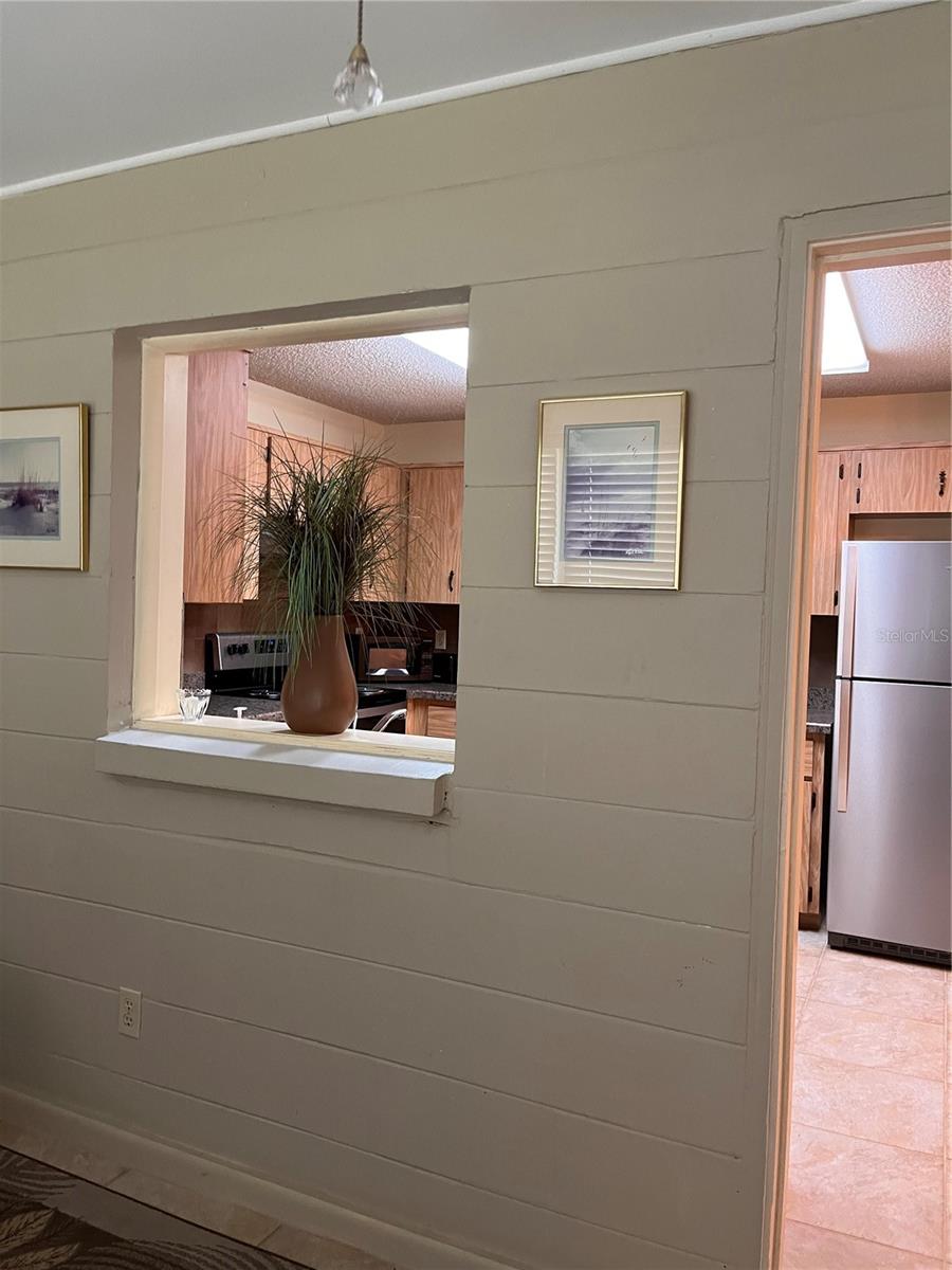 Image 14 of 20 For 9121 83rd Court C