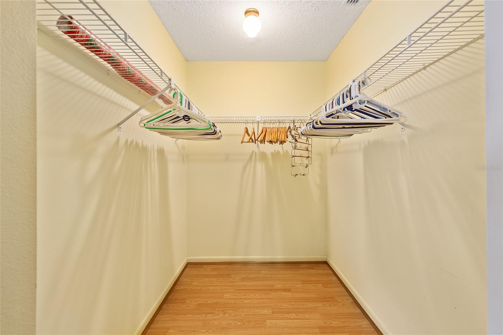 Image 26 of 42 For 9121 83rd Court C