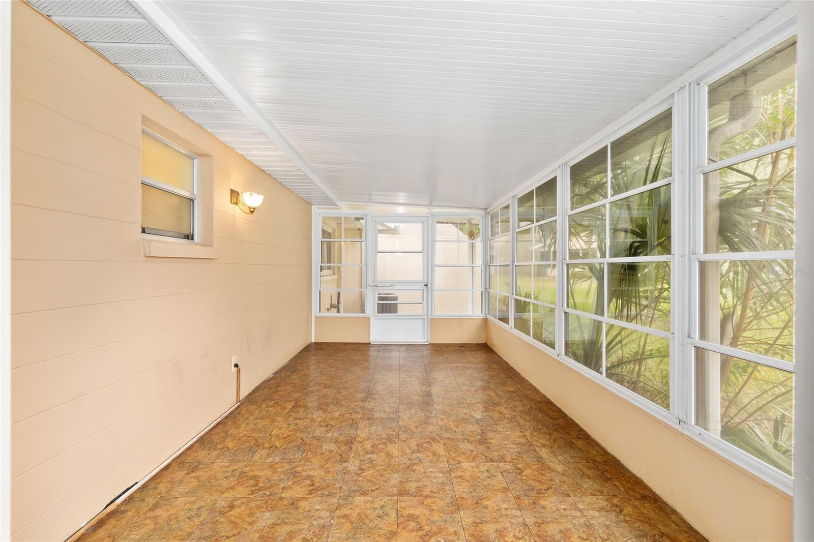 Image 33 of 42 For 9121 83rd Court C