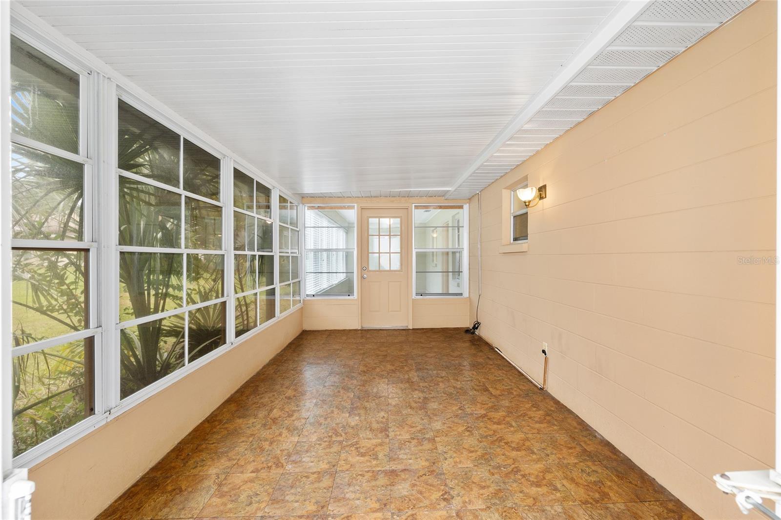 Image 35 of 42 For 9121 83rd Court C