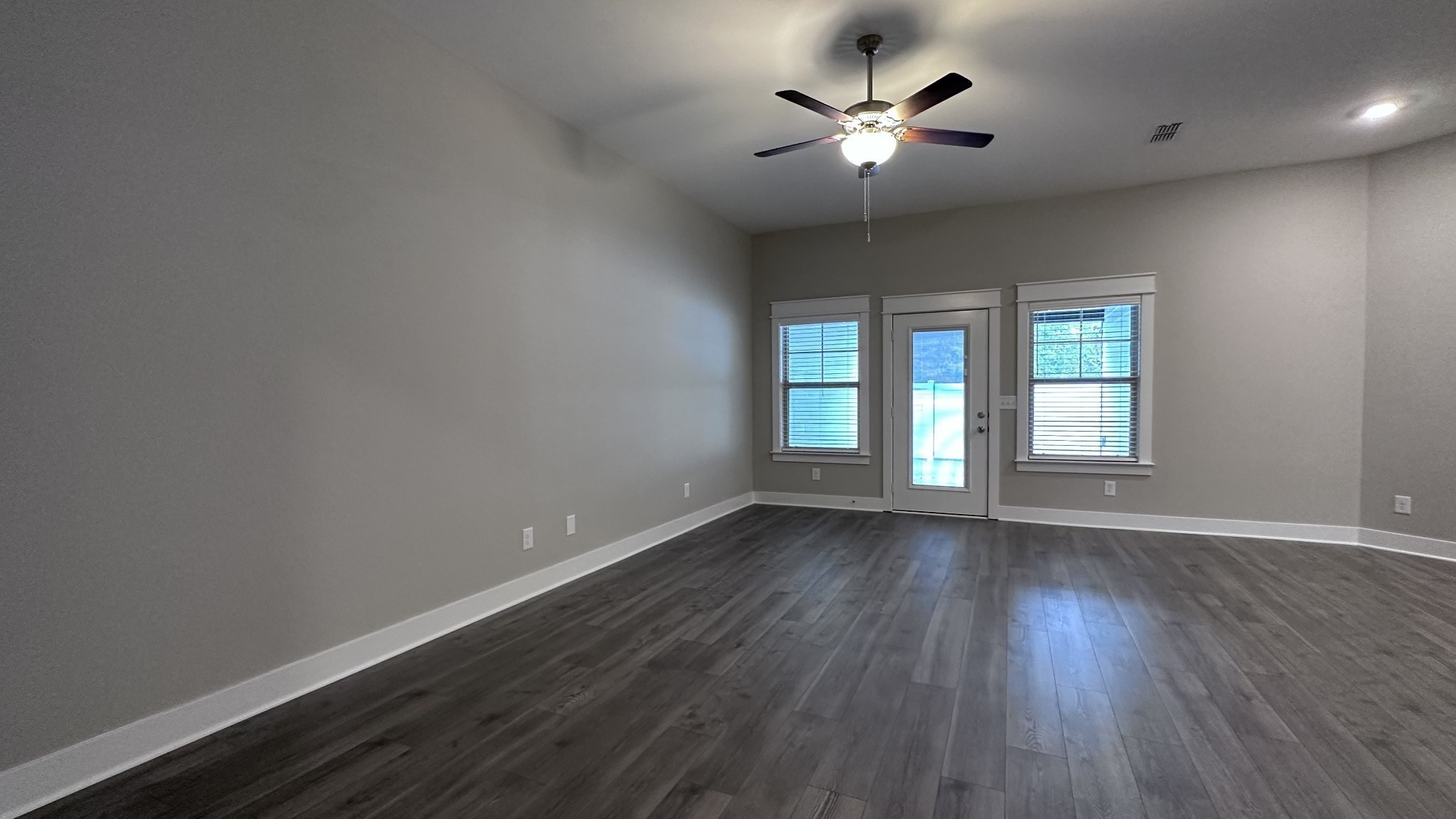 Image 12 of 43 For 8546 79th Avenue