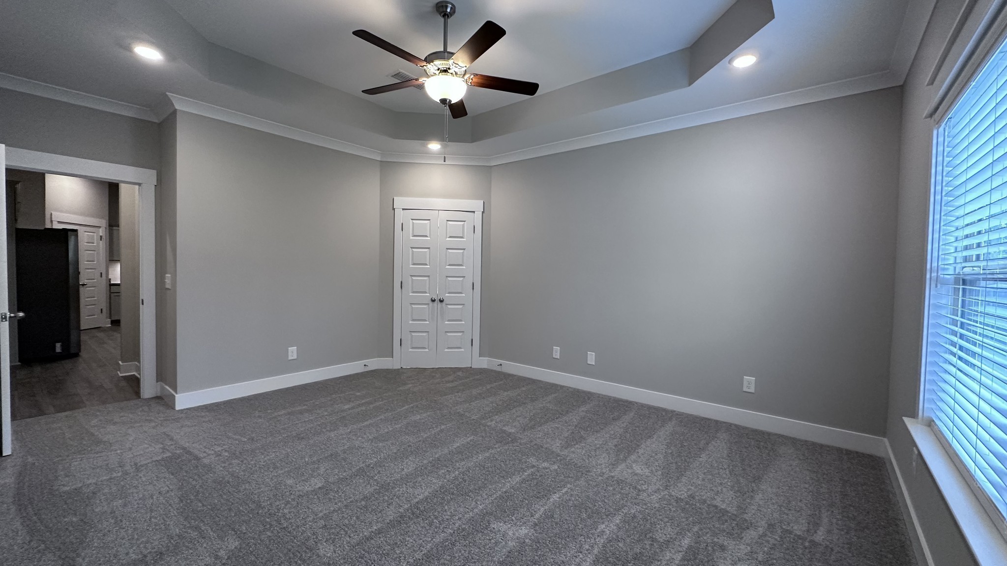 Image 21 of 43 For 8546 79th Avenue