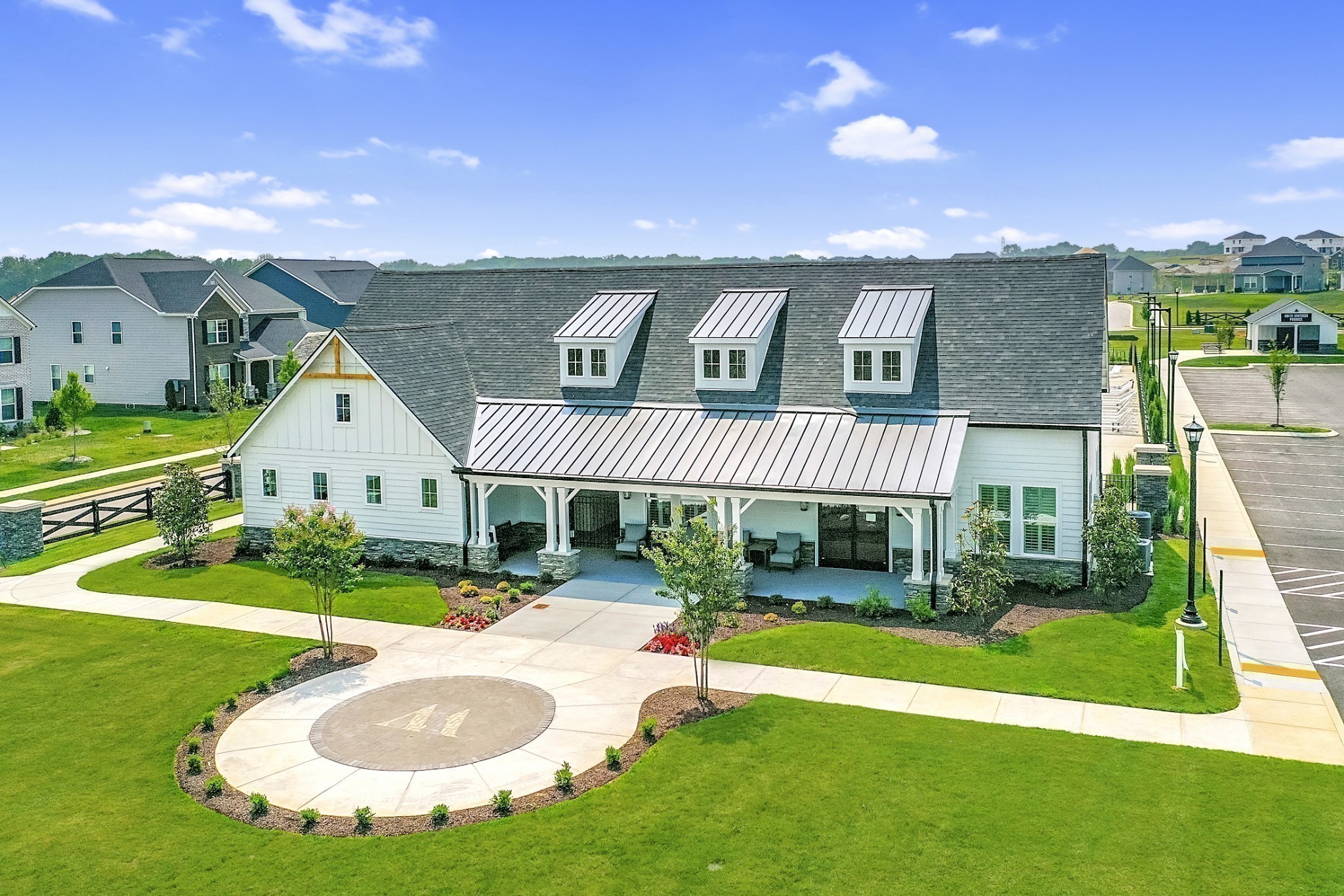 Listing photo id 15 for 6225 Riverbend Road