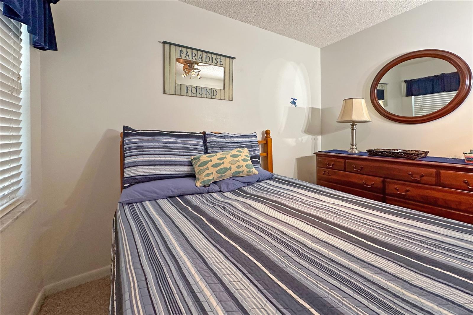 Listing photo id 18 for 6225 Riverbend Road