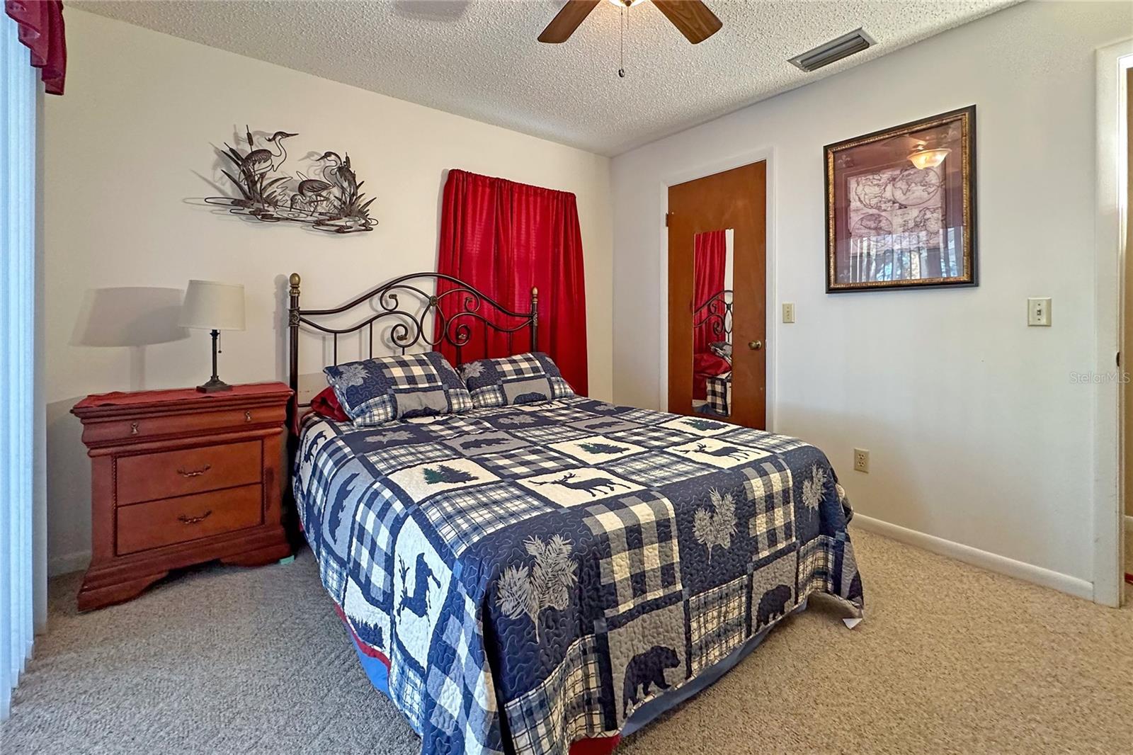 Listing photo id 22 for 6225 Riverbend Road