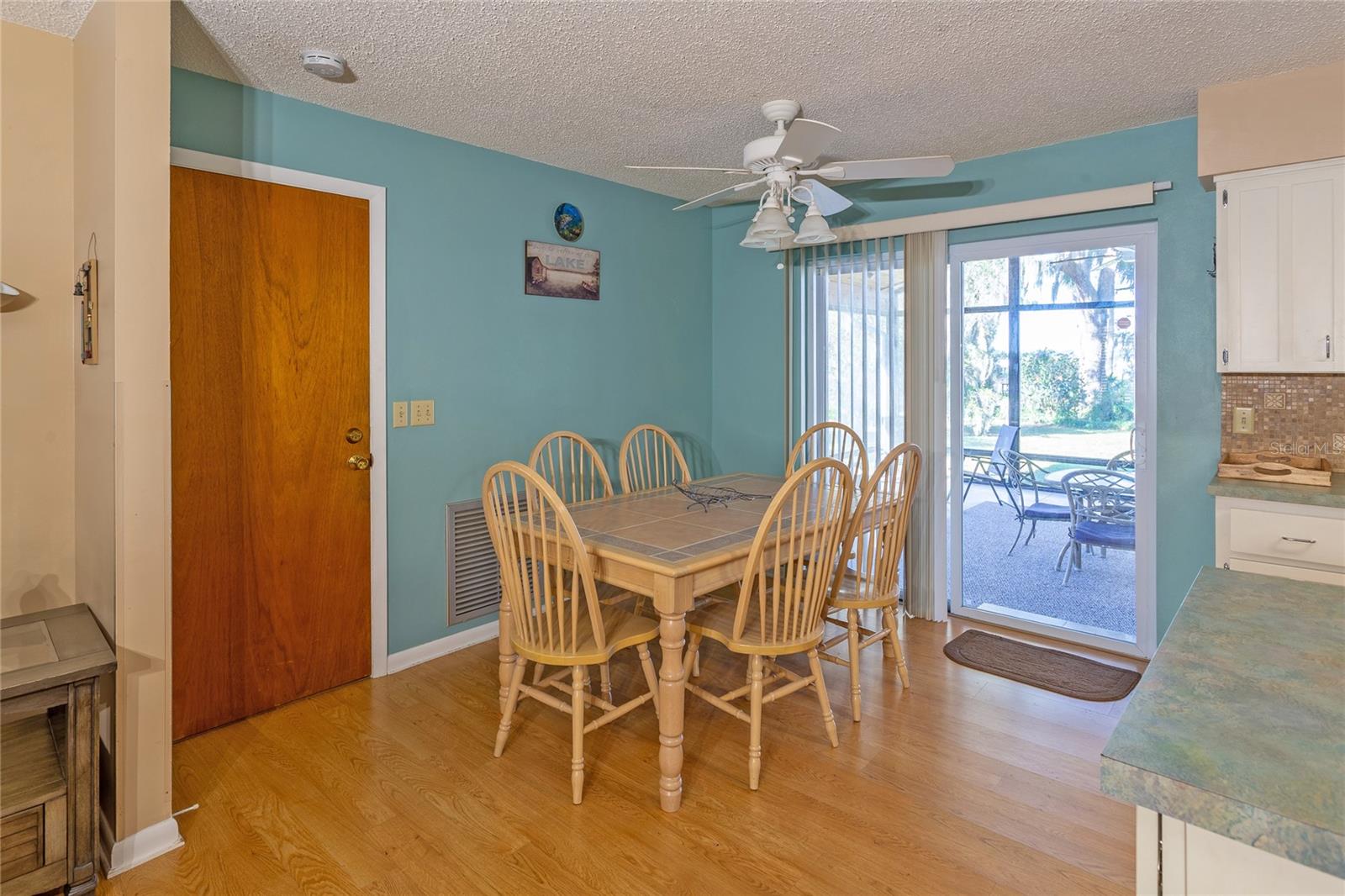 Listing photo id 23 for 6225 Riverbend Road