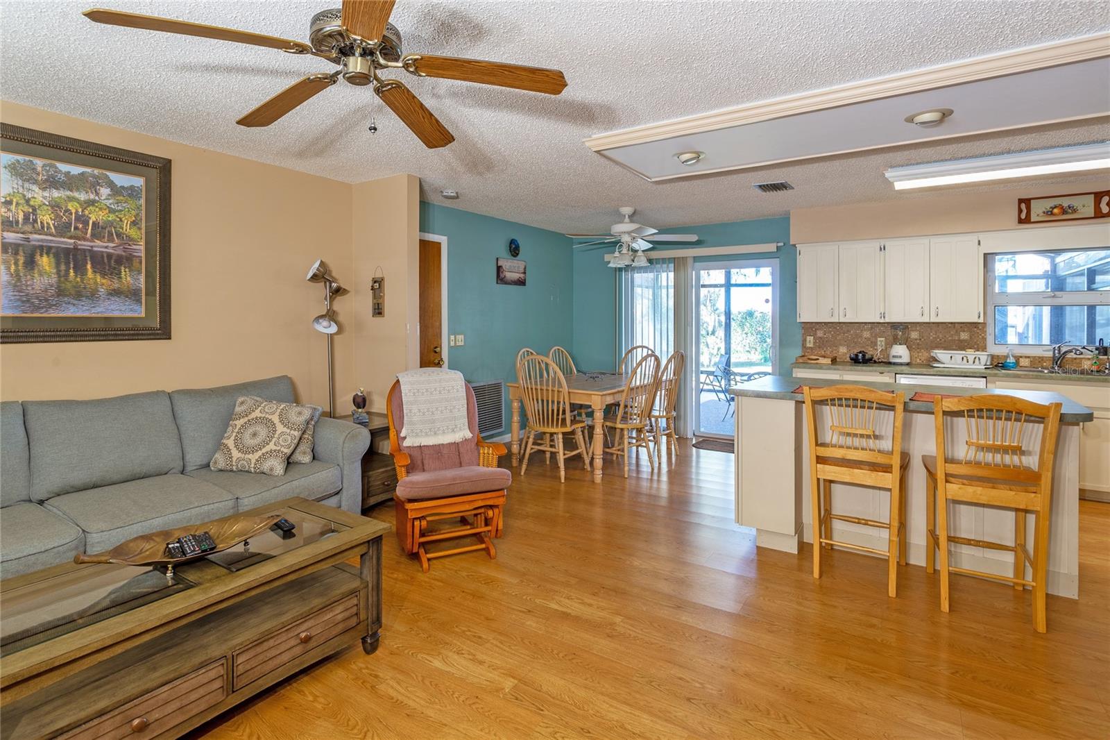 Listing photo id 26 for 6225 Riverbend Road