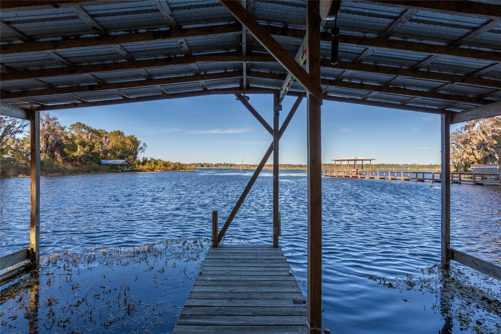 Listing photo id 32 for 6225 Riverbend Road