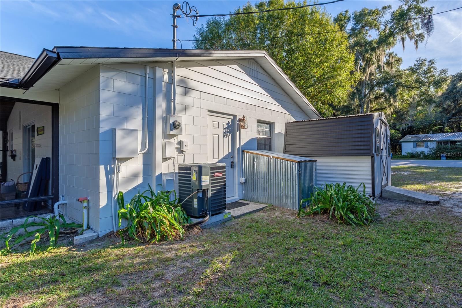 Listing photo id 51 for 6225 Riverbend Road