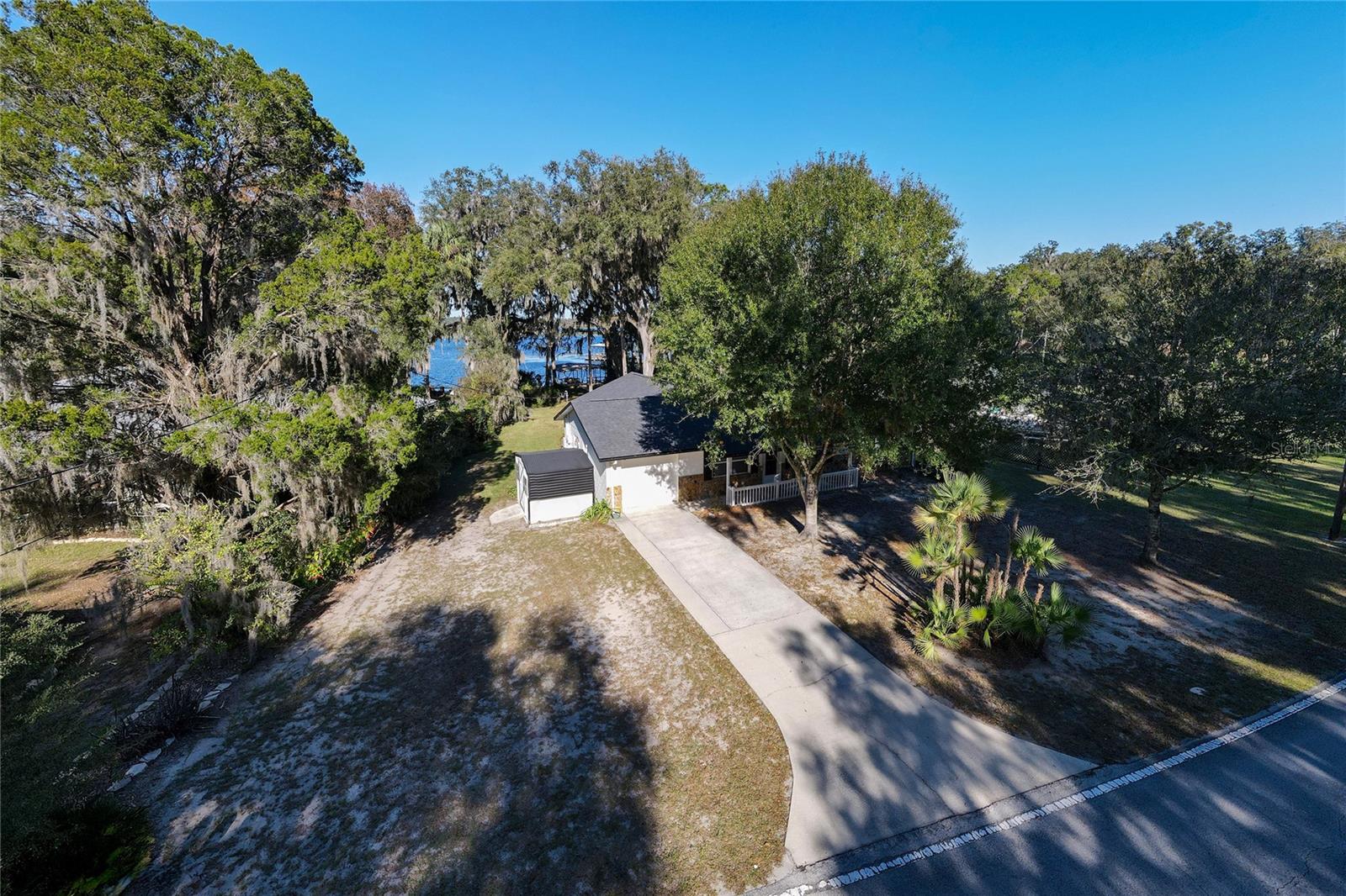 Listing photo id 52 for 6225 Riverbend Road