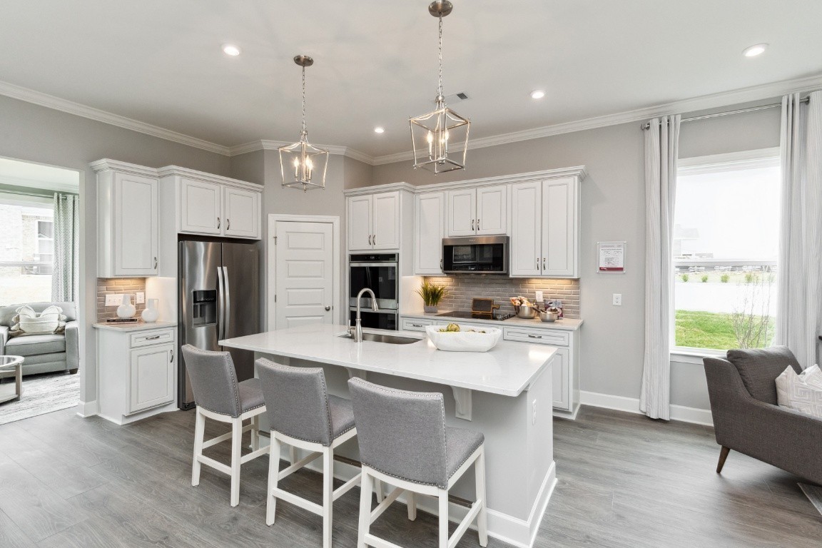 Listing photo id 7 for 6225 Riverbend Road