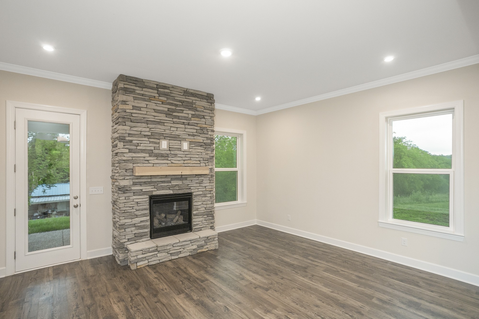 Image 12 of 29 For 7056 Maltese Drive