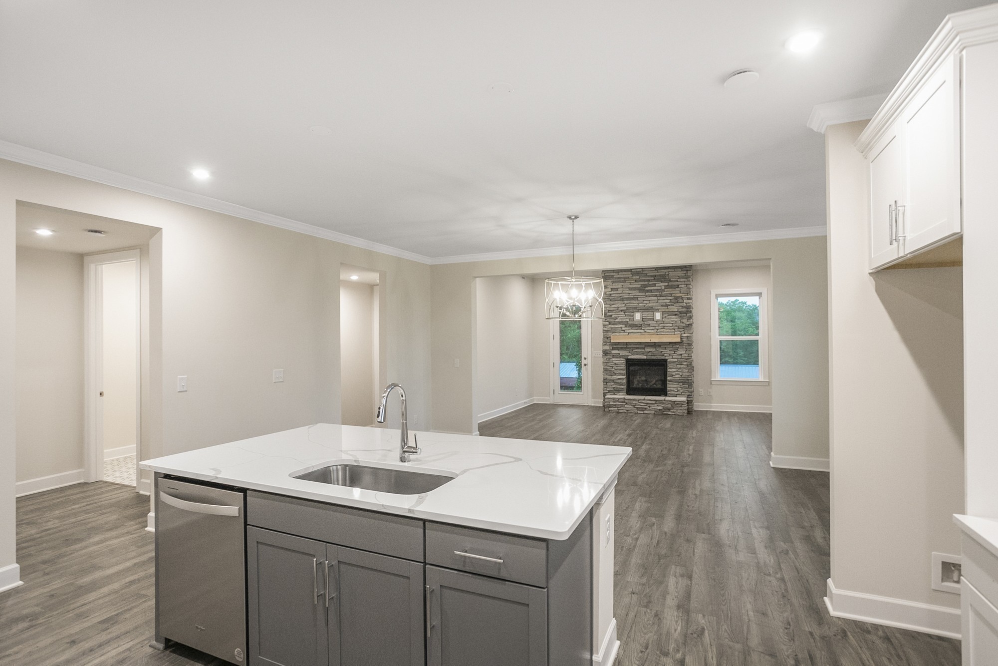 Image 14 of 29 For 7056 Maltese Drive