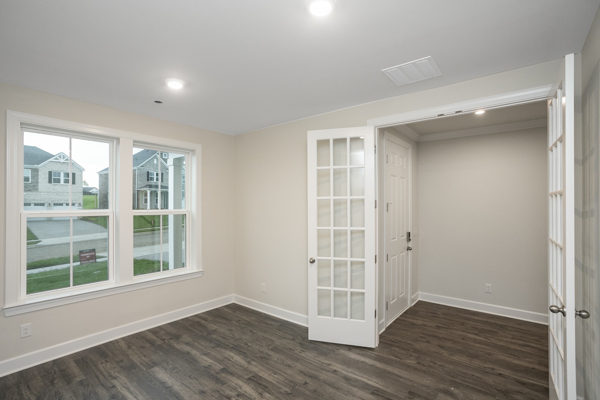 Image 22 of 29 For 7056 Maltese Drive