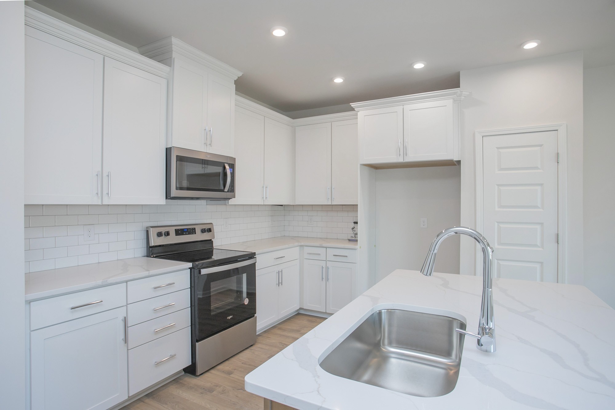 Image 10 of 27 For 6205 Shadowood Point