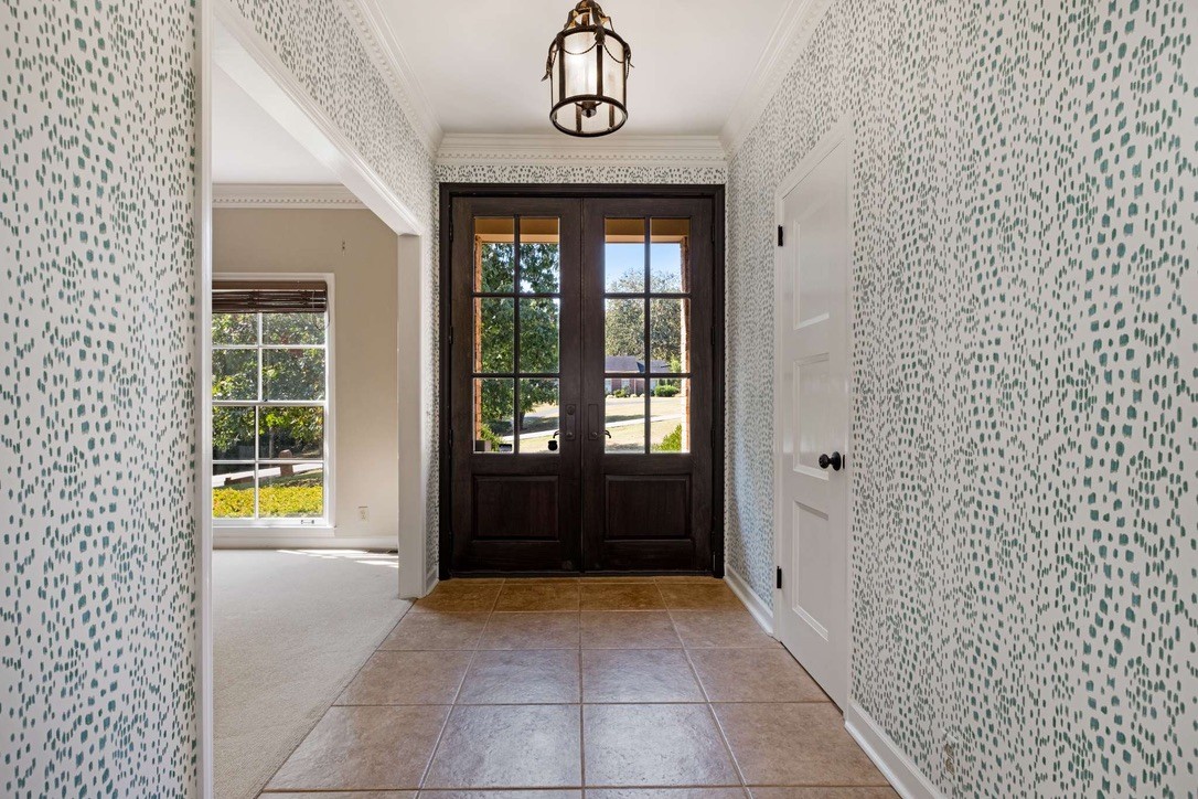 Listing photo id 0 for Nw Columbine Avenue