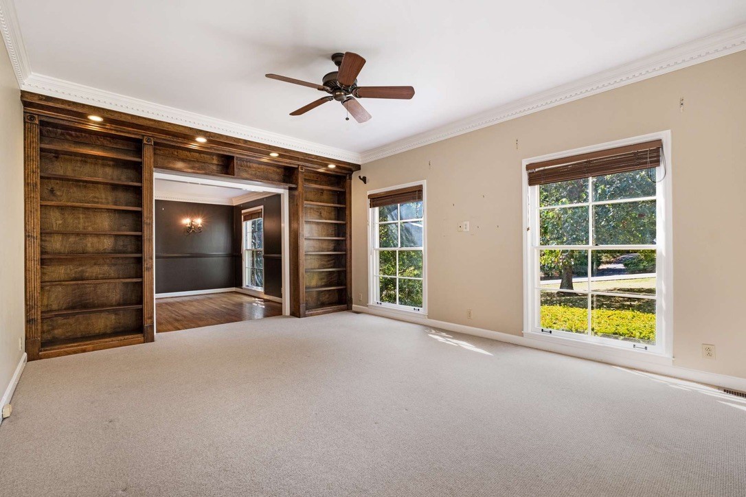 Listing photo id 2 for Nw Columbine Avenue