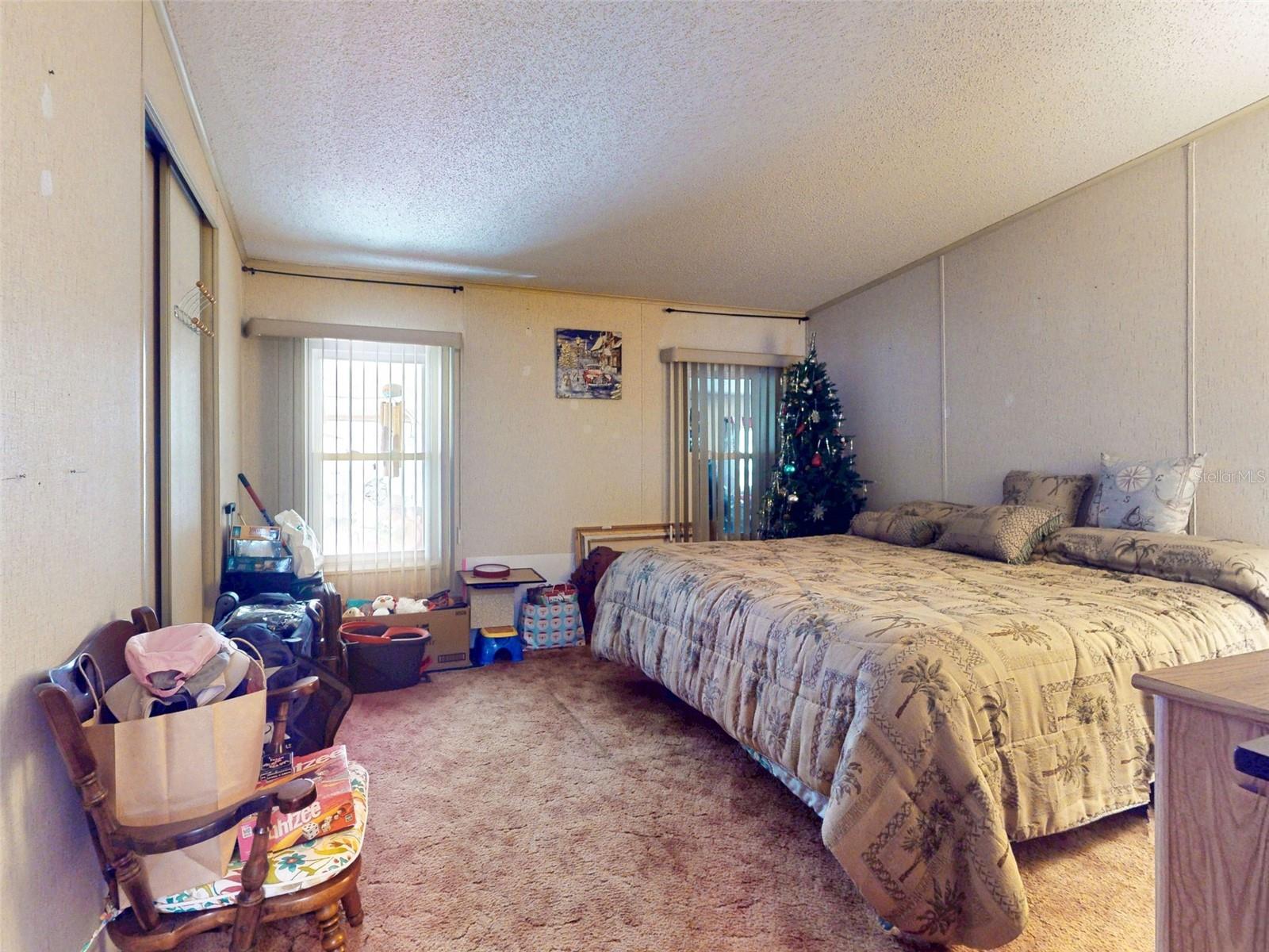 Image 20 of 82 For 13137 47th Court