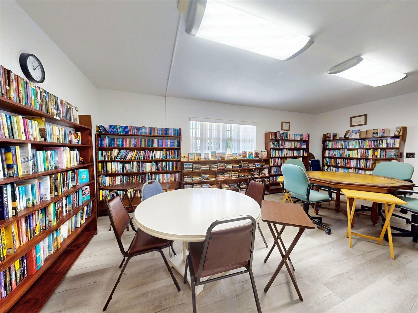Image 43 of 82 For 13137 47th Court
