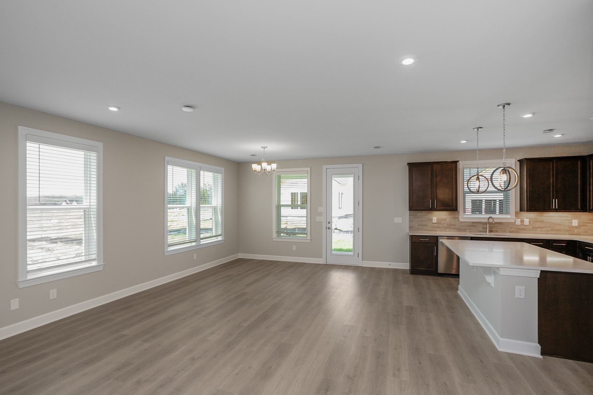 Image 13 of 32 For 12170 90th Street