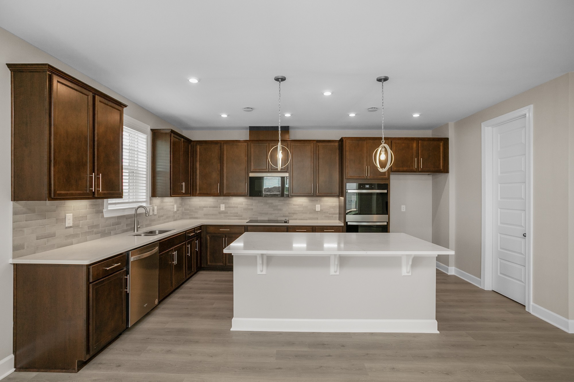 Image 14 of 32 For 12170 90th Street