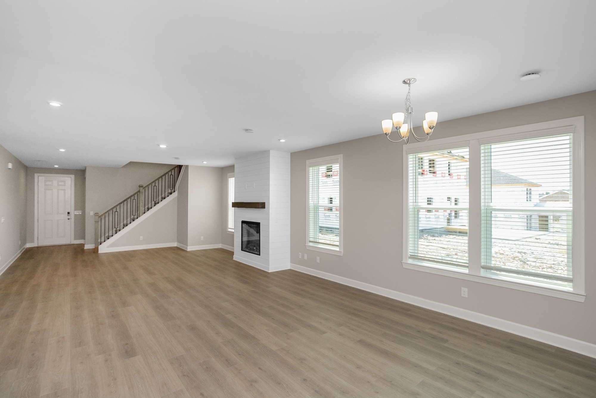 Image 8 of 32 For 12170 90th Street