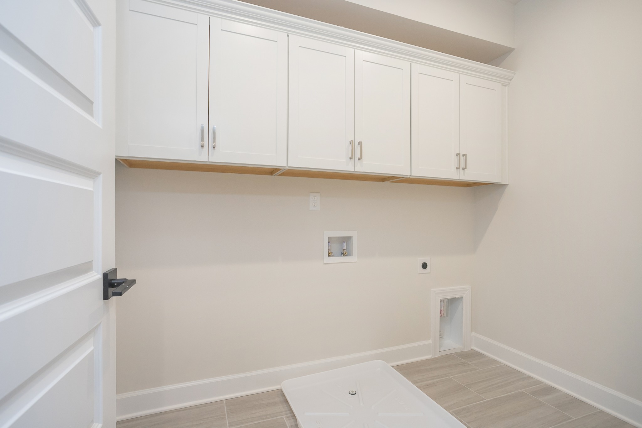 Image 11 of 23 For 9388 Cortlandt Drive