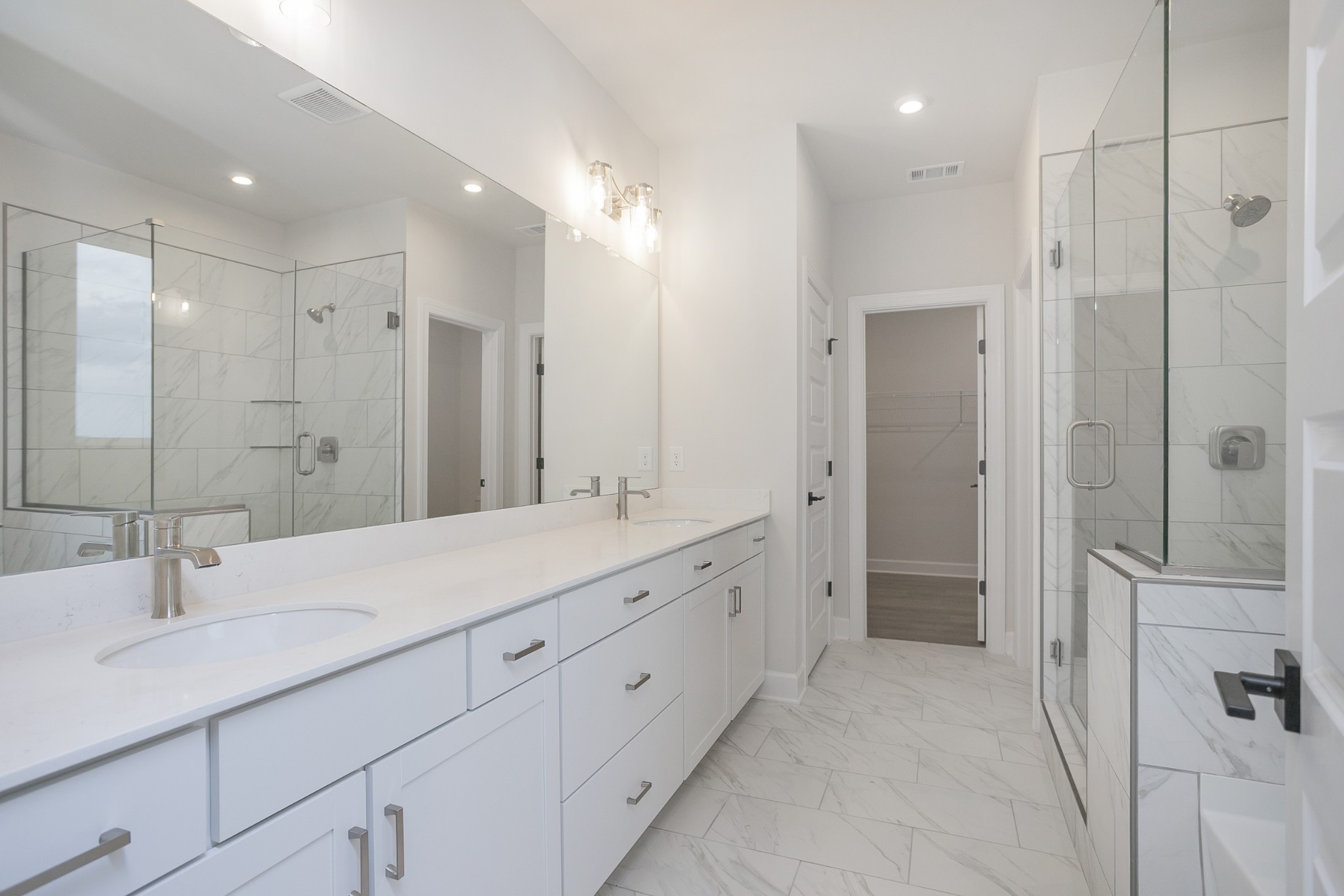Image 17 of 23 For 9388 Cortlandt Drive