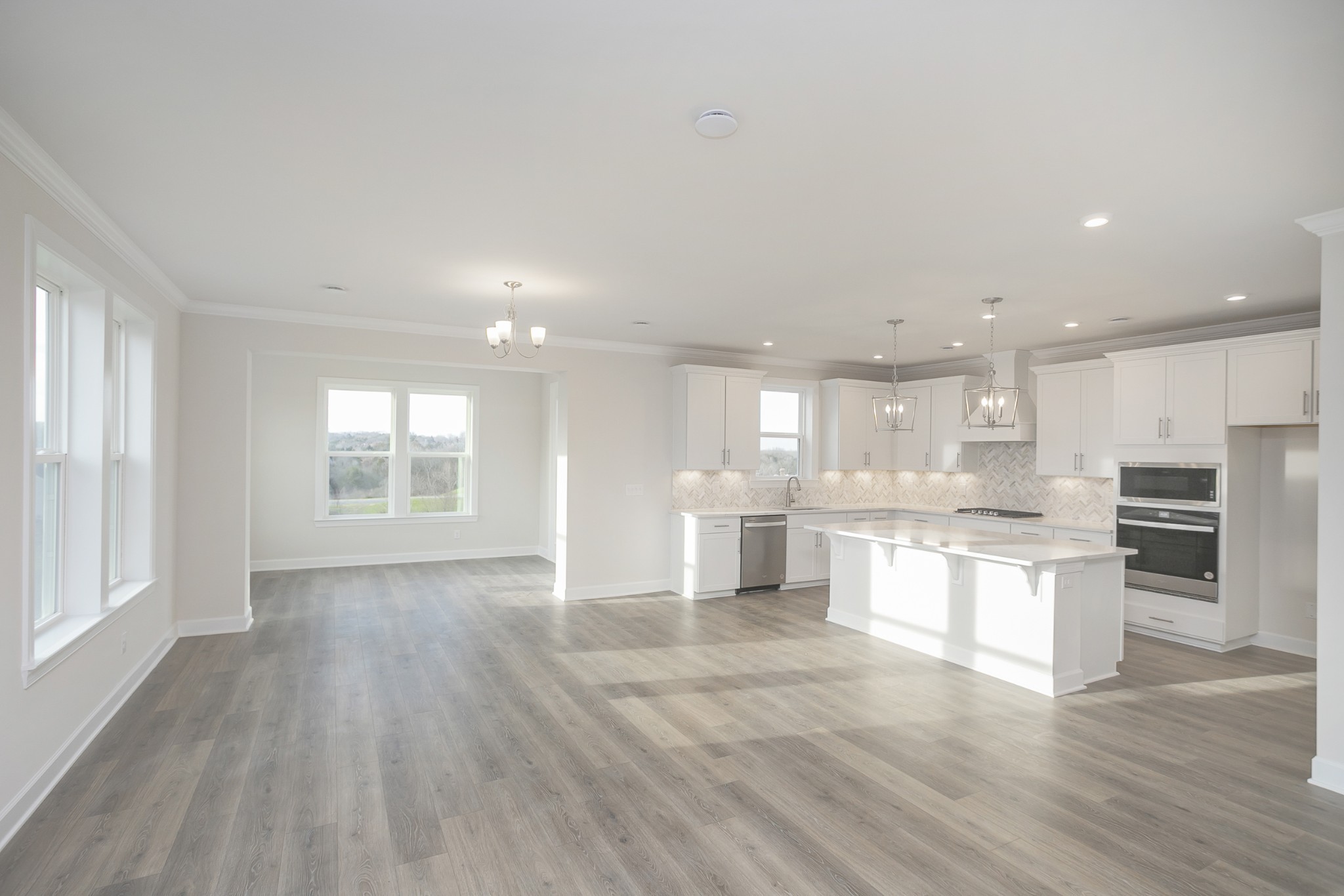 Image 3 of 23 For 9388 Cortlandt Drive