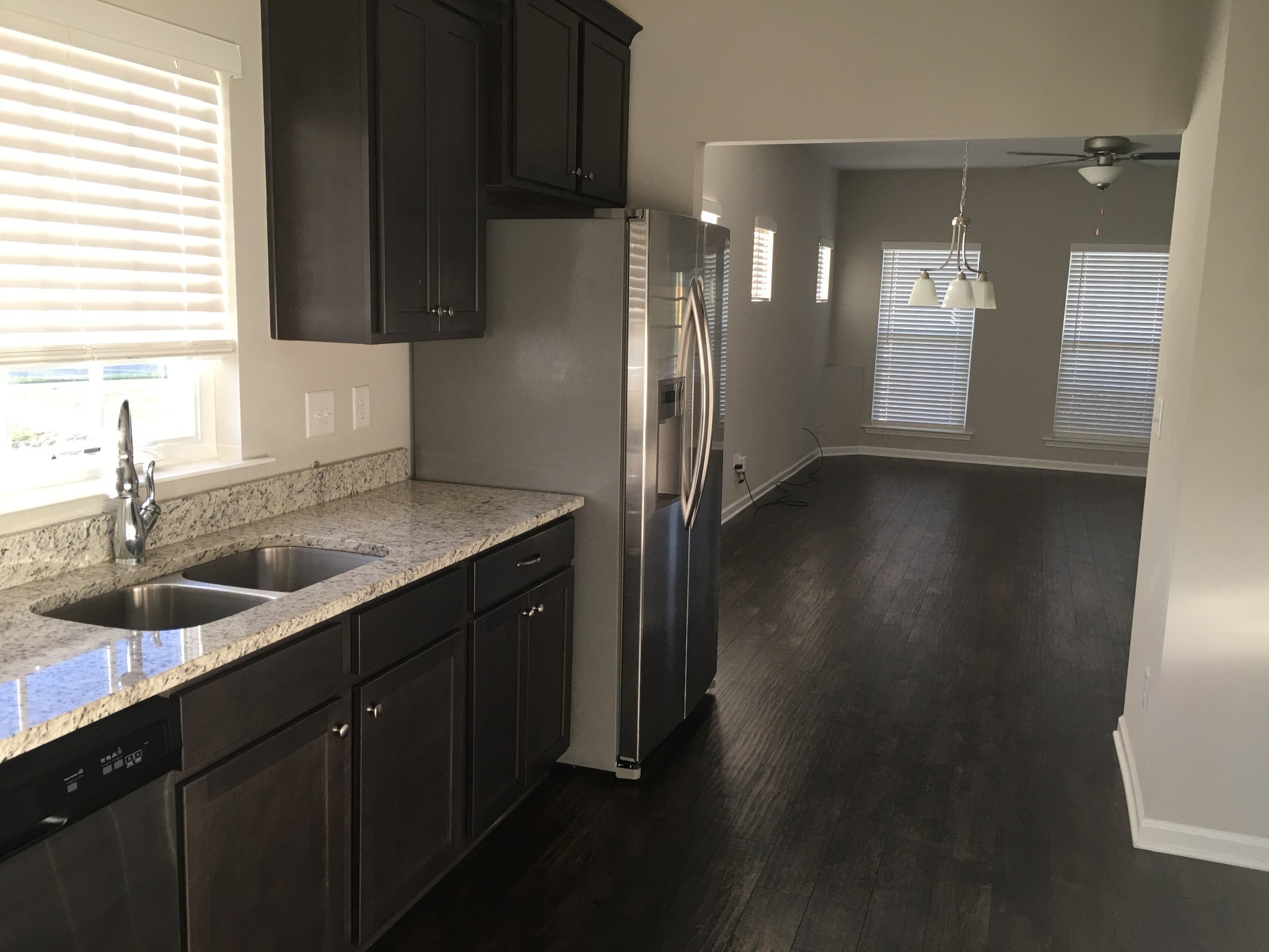 Image 4 of 42 For 23708 Plaza Court
