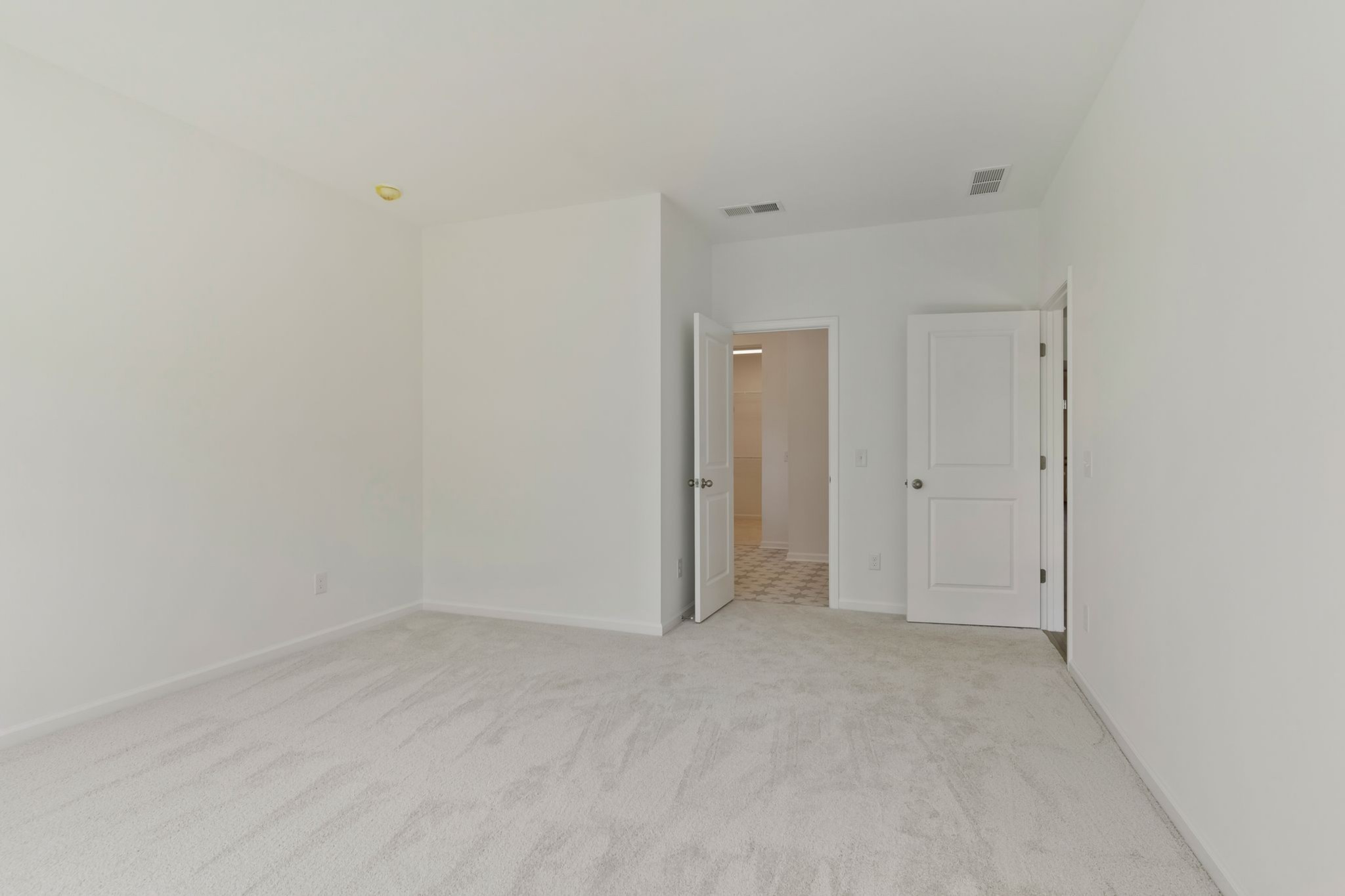 Image 15 of 84 For 7545 Magnolia Avenue