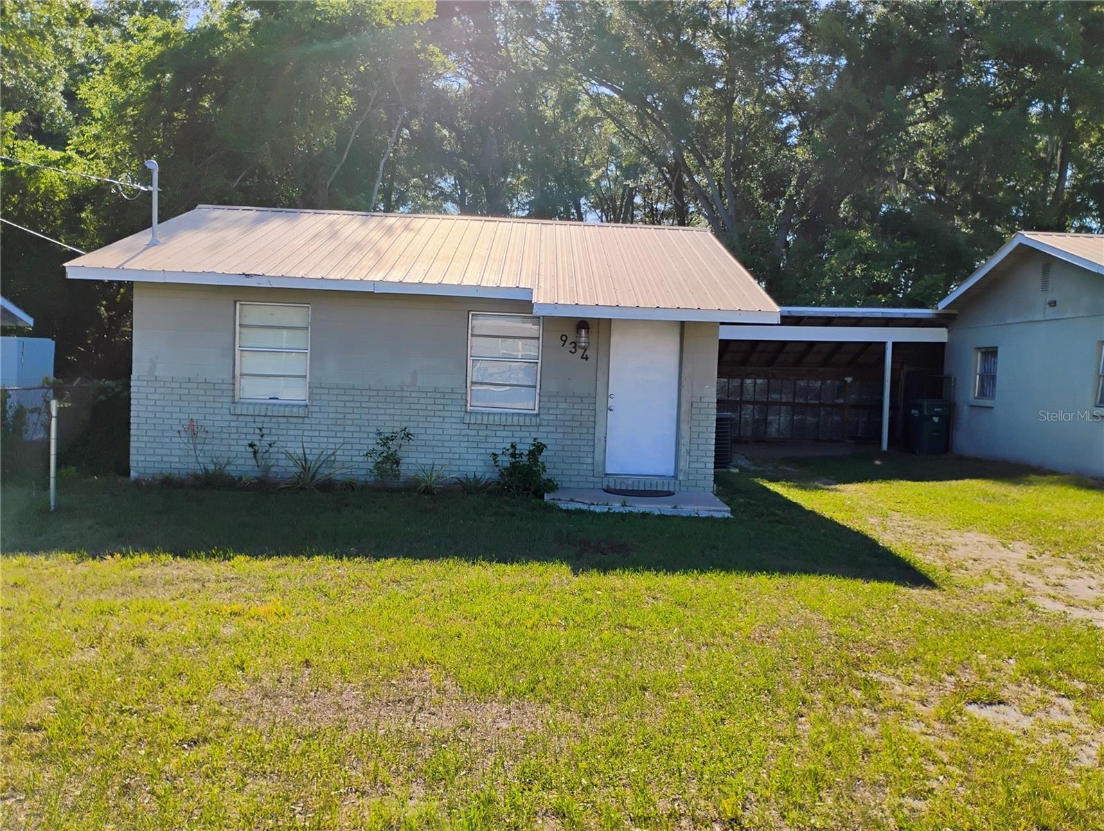 Image 21 of 26 For 934 17th Avenue