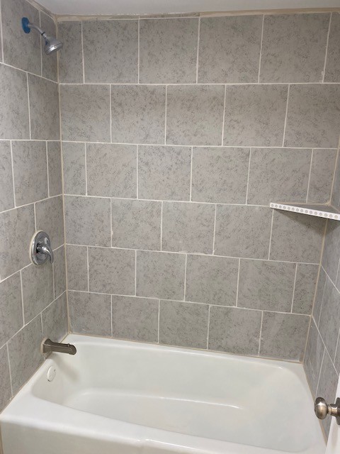 Listing photo id 8 for 930 Abend Drive