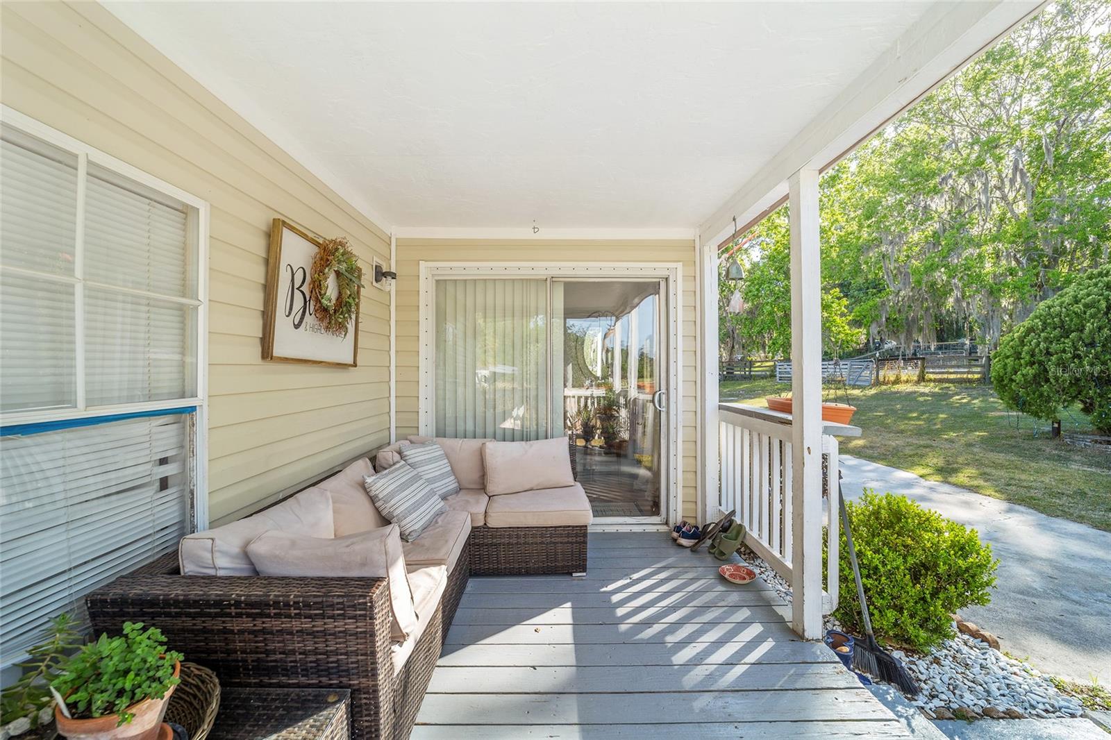 Image 21 of 68 For 12865 47th Avenue