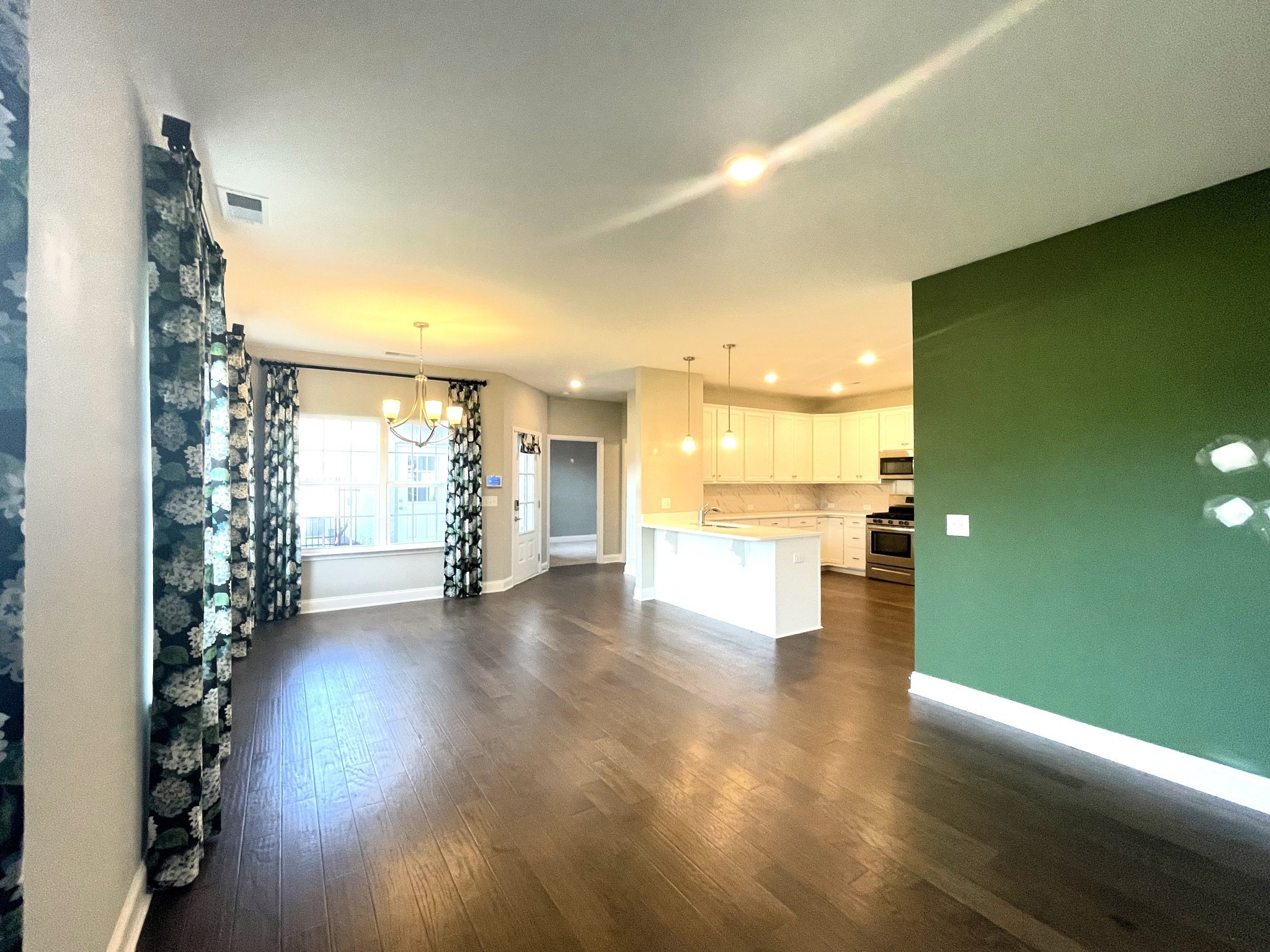 Image 16 of 61 For 3338 Chandler Drive