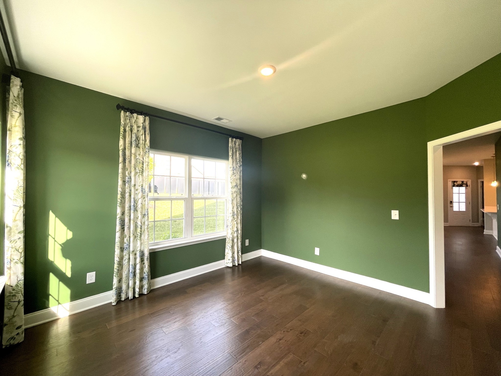 Image 2 of 61 For 3338 Chandler Drive