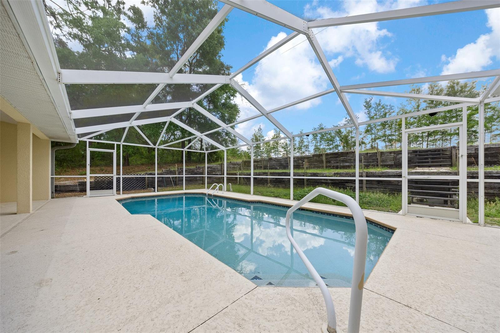 Image 18 of 46 For 8306 Vince Drive